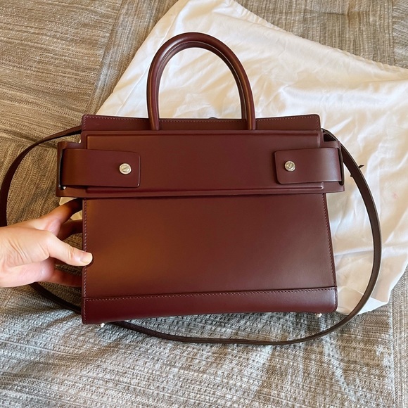 Authentic Givenchy Horizon bag - Picture 3 of 7